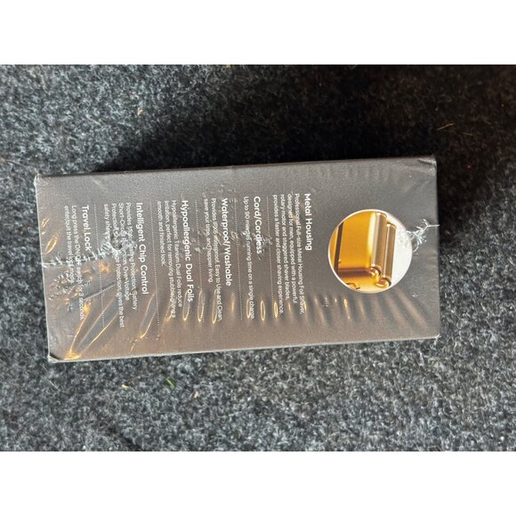 AidallsWellup Titanium Foil Shaver Pro NWT - Picture 3 of 6